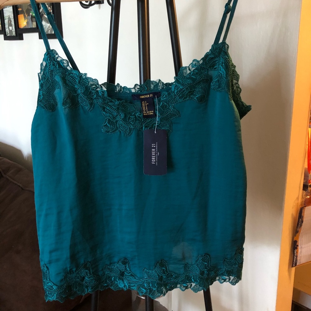 Women’s teal tank top
